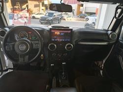 جیپ رانگلەر